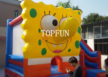 สีเหลือง 0.55 มม. พีวีซีผ้าใบกันน้ำทำให้พองปราสาทกระโดดกับ Spongebob CE