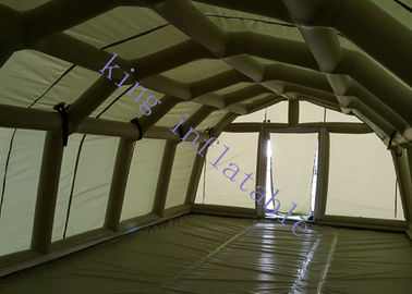ผ้าใบกันน้ำพีวีซีสีเขียวทหารเหตุการณ์พองเต็นท์รับรอง CE 40m X 10m X 6m
