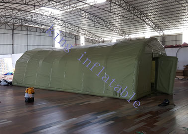 ผ้าใบกันน้ำพีวีซีสีเขียวทหารเหตุการณ์พองเต็นท์รับรอง CE 40m X 10m X 6m