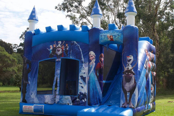 คอมโบปราสาท Bouncy แช่แข็ง Commercial Bounce House กระโดดพอง Bouncer พร้อมสไลด์สำหรับเด็ก