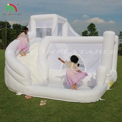 สีขาวลมกระโดด คอมบอนซี บอนซี คาสเทล เฮาส์ เด็กน้ําสไลด์กับบอลปิท