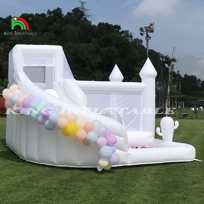 สีขาวลมกระโดด คอมบอนซี บอนซี คาสเทล เฮาส์ เด็กน้ําสไลด์กับบอลปิท