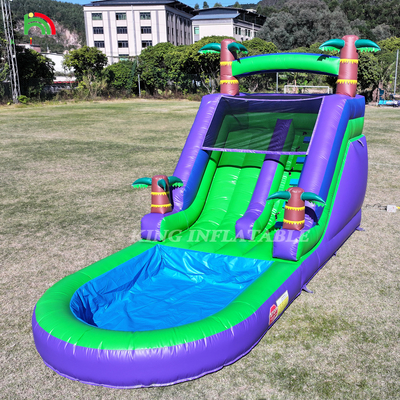 ราคากลาง PVC ที่ลมน้ําในลานหลังบ้านกลางแจ้ง เด็ก ลานน้ําที่มีสระว่ายน้ําขนาดใหญ่และเครื่องเป่าน้ํา 1100W