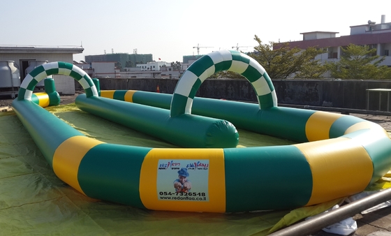 สนามแข่งการ์ตแบบลมในกลางแจ้ง สนามแข่งการ์ตแบบลมที่น่าสนใจสําหรับรถบัมเปอร์