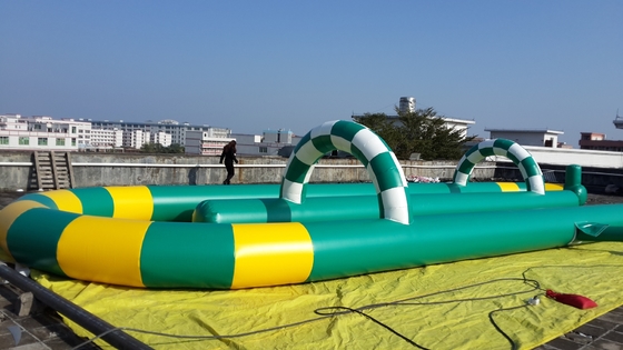 สนามแข่งการ์ตแบบลมในกลางแจ้ง สนามแข่งการ์ตแบบลมที่น่าสนใจสําหรับรถบัมเปอร์