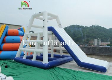 ขาว / น้ำเงินความร้อนปิดผนึกน้ำทำให้พองของเล่น / Aqua PVC ปีนทาวเวอร์ด้วยภาพนิ่ง
