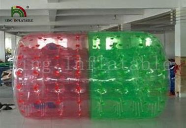 สีแดงและสีเขียว 2.8 เมตรยาวลูกกลิ้งน้ำทำให้พองน้ำทำให้พองเกมกีฬาของเล่นลูก