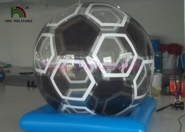 ฟุตบอลประเภท Inflatable Walk บนลูกบอลน้ำเกมกีฬาทางน้ำสำหรับเด็กสีดำ