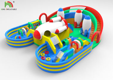 Child Inflatable Park Spacecraft Theme Park เพื่อความสนุกในเชิงพาณิชย์ให้เช่า
