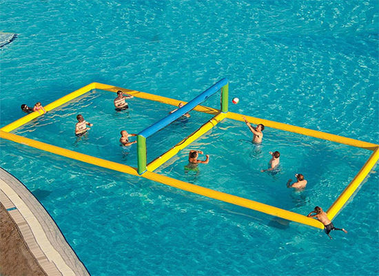 สวนน้ำ PVC Airtight สนามวอลเลย์บอลเป่าลมสำหรับเด็กผู้ใหญ่