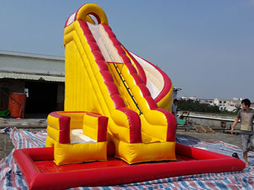สไลด์น้ำทำให้พองสำหรับเด็กพร้อมสระว่ายน้ำ / PVC