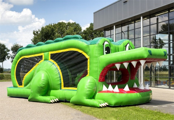 เด็กพองจระเข้อุปสรรคหลักสูตร Jumping Castle