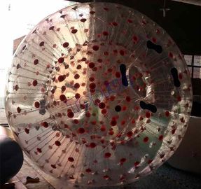 พลาสม่า PVC Red Dot Body Zorb Ball พร้อมที่จับที่ปลอดภัยสำหรับปาร์ตี้ส่วนตัว
